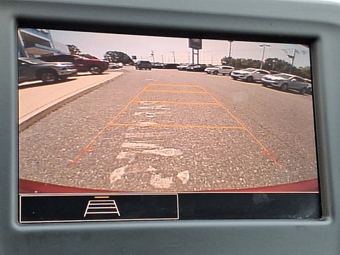 Certified 2023 Chevrolet Equinox LT image 17