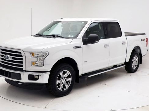 Used 2015 Ford F150 XLT w/ Equipment Group 302A Luxury image 2