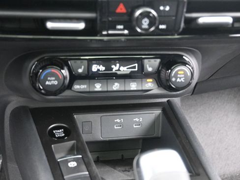 New 2026 Nissan Kicks SV w/ SV Premium Package image 12