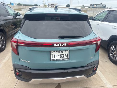 Used 2024 Kia Seltos SX w/ SX Sunroof Package AWD/4WD image 9