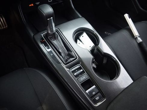 Used 2024 Honda Civic Sport image 12