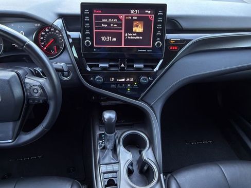 Used 2021 Toyota Camry XSE image 16