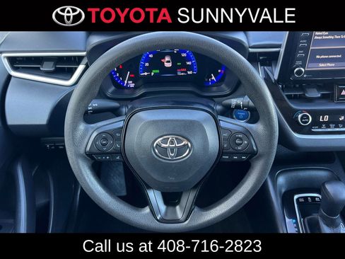 Used 2021 Toyota Corolla LE image 18