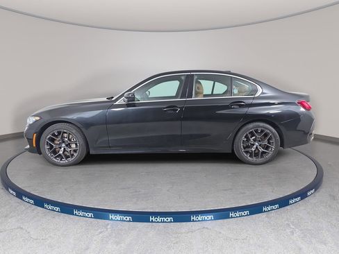 Used 2025 BMW 330i xDrive Sedan w/ Premium Package image 9