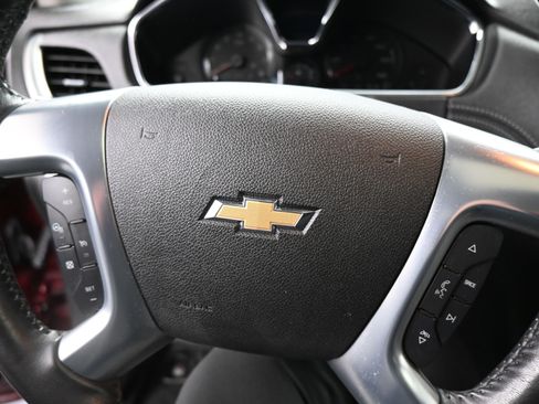 Used 2017 Chevrolet Traverse Premier image 17