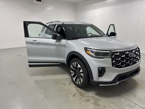 New 2026 Ford Explorer Platinum w/ LUX Leather Package image 8