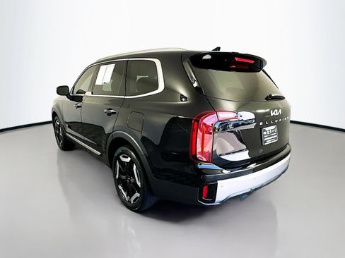 Used 2024 Kia Telluride S w/ S Sunroof Package FWD image 5