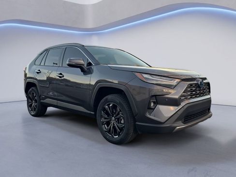 Used 2024 Toyota RAV4 Limited image 8