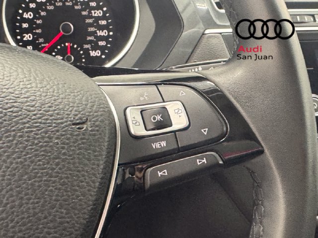 Used 2020 Volkswagen Tiguan SE AWD/4WD image 18