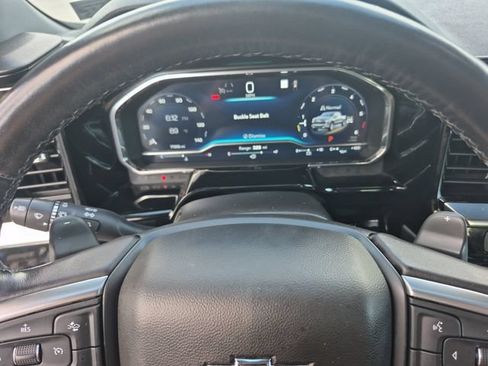 Certified 2022 Chevrolet Silverado 1500 RST w/ Redline Edition AWD/4WD image 26