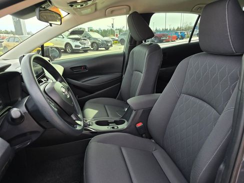 Used 2024 Toyota Corolla LE FWD image 12