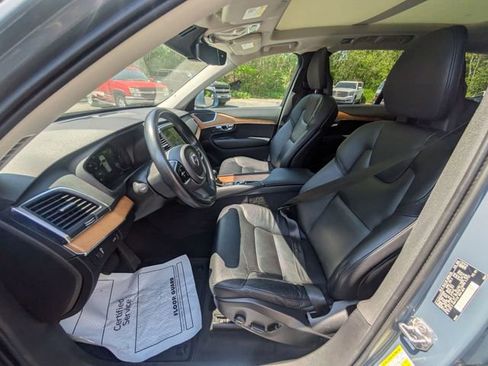 Used 2021 Volvo XC90 T6 Momentum w/ Climate Package AWD/4WD image 26
