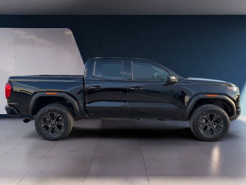 Used 2024 GMC Canyon Elevation w/ Elevation Premium Package RWD image 6