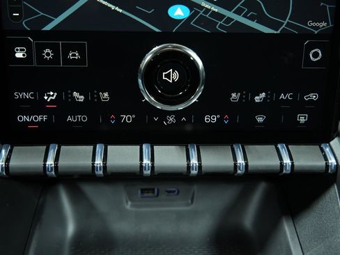 New 2026 GMC Terrain AT4 w/ Convenience Package III image 38