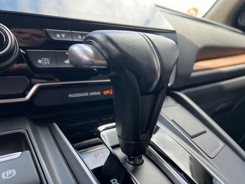 Used 2017 Honda CR-V Touring image 22