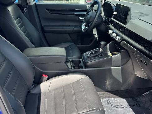 Used 2025 Honda CR-V EX-L image 8