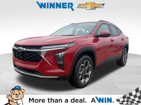 New 2026 Chevrolet Trax LT w/ Driver Confidence Package FWD image 1