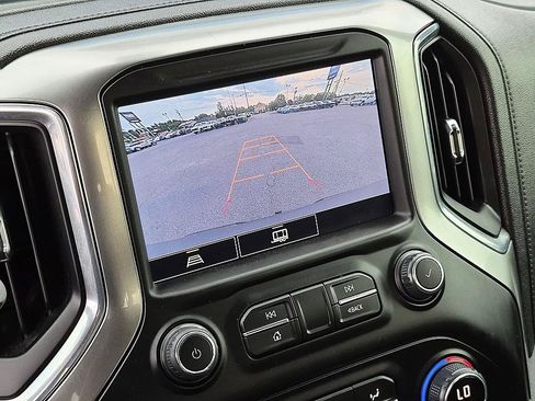 Certified 2022 Chevrolet Silverado 1500 LT Trail Boss w/ Convenience Package II AWD/4WD image 23