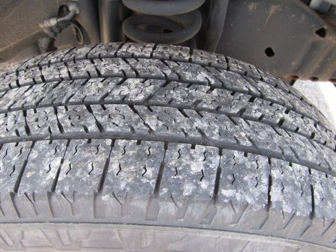 Used 2022 Ford E-350 and Econoline 350 Super Duty RWD image 11