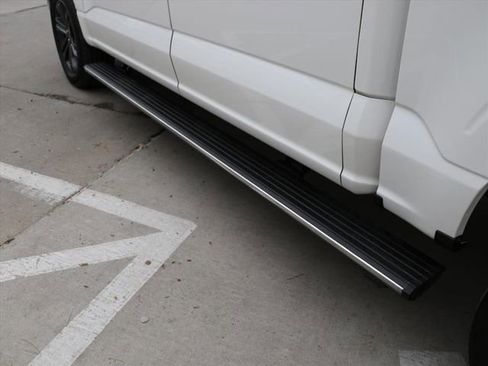 Used 2023 Ford F150 Lariat w/ Equipment Group 502A High image 8