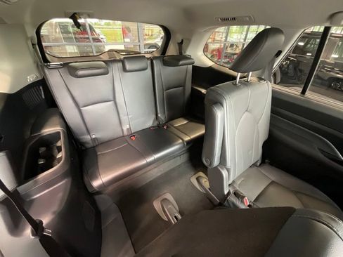 Certified 2024 Toyota Grand Highlander AWD image 21