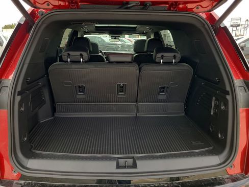 New 2026 Chevrolet Traverse RS w/ LPO, Floor Liner Package image 27