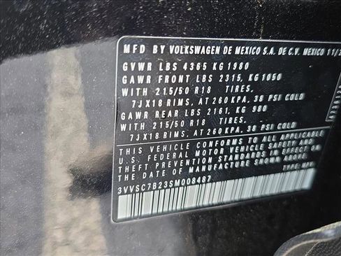 Used 2025 Volkswagen Taos SE FWD image 24