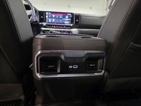 Certified 2022 GMC Sierra 1500 SLT w/ SLT Convenience Package image 27
