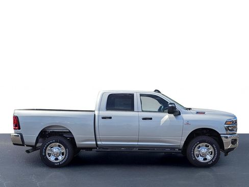 New 2026 RAM 2500 Tradesman AWD/4WD image 9