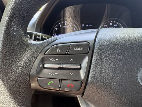 Used 2019 Hyundai Elantra GT FWD image 14
