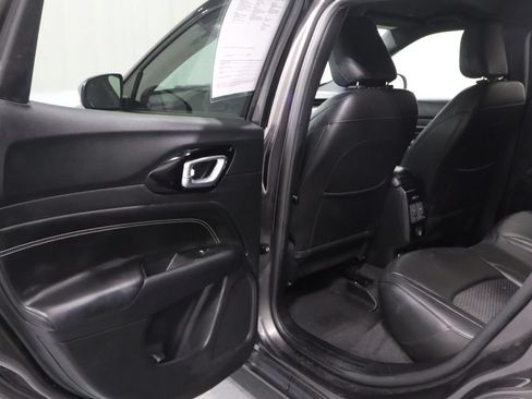 Certified 2022 Jeep Compass Latitude AWD/4WD image 11