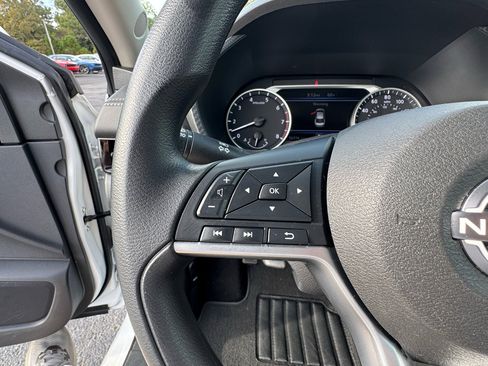 Used 2024 Nissan Sentra SV image 21