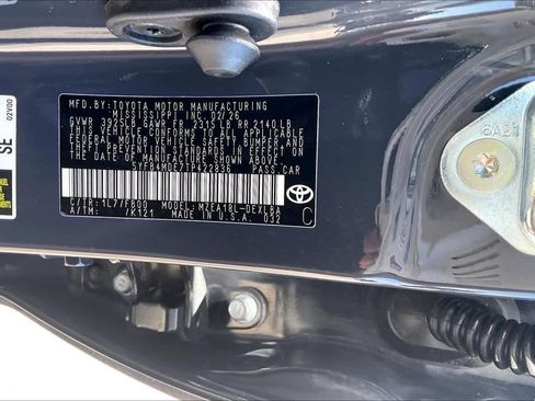 Used 2026 Toyota Corolla LE FWD image 31