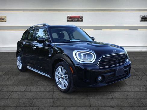 Used 2022 MINI Cooper Countryman FWD image 1
