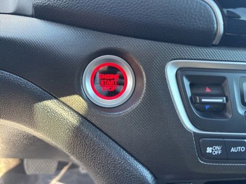 Used 2022 Honda Pilot TrailSport image 24