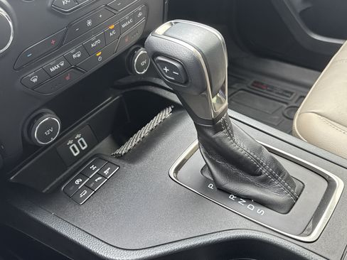 Used 2019 Ford Ranger Lariat w/ Equipment Group 501A Mid RWD image 22