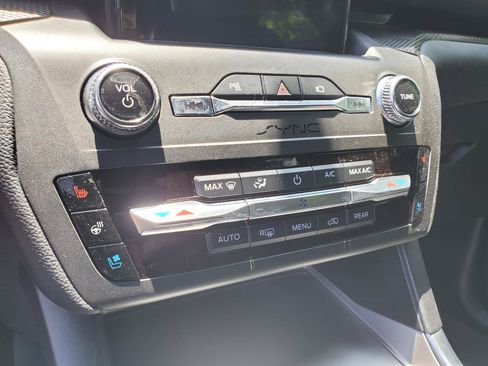 Used 2020 Ford Explorer ST w/ Premium Technology Package AWD/4WD image 37