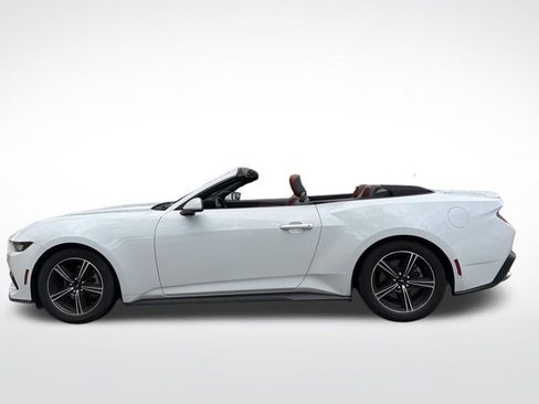Used 2024 Ford Mustang Premium RWD image 8