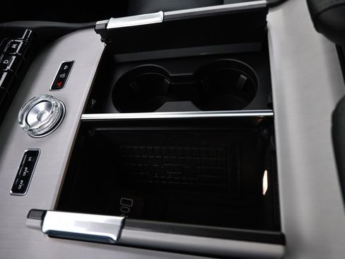 New 2025 Lincoln Navigator L Reserve w/ Jet Appearance Package image 31