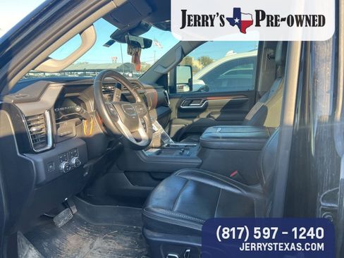 Used 2024 GMC Sierra 3500 Denali w/ Denali Reserve Package image 7