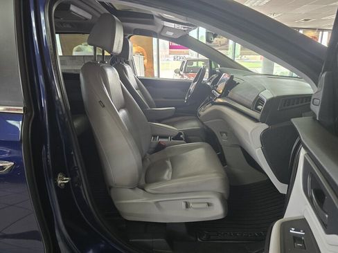 Used 2018 Honda Odyssey Touring image 13