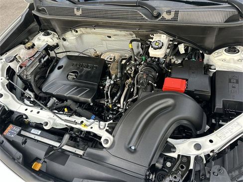 Used 2024 Buick Encore GX Sport Touring image 27