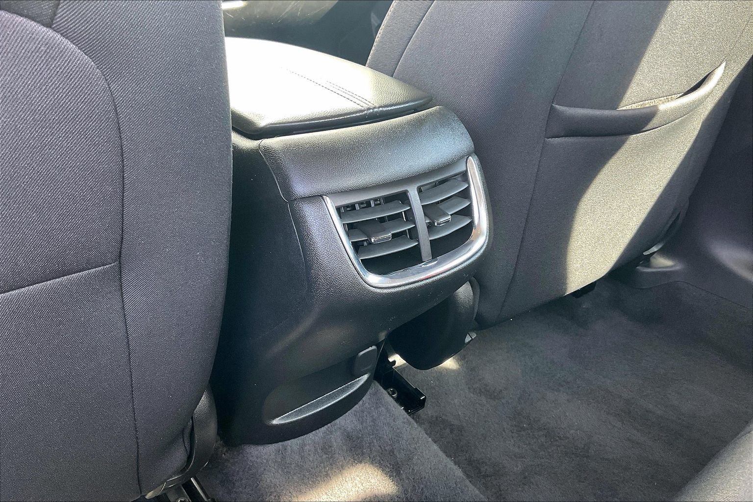 Used 2024 Chevrolet Malibu LT FWD image 39