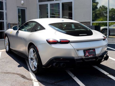Used 2022 Ferrari Roma RWD image 52