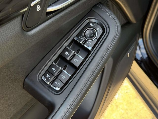 Used 2021 Porsche Macan AWD/4WD image 18