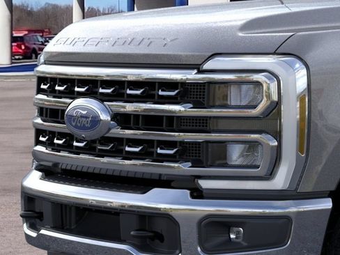 New 2026 Ford F350 XLT w/ XLT Premium Package AWD/4WD image 18