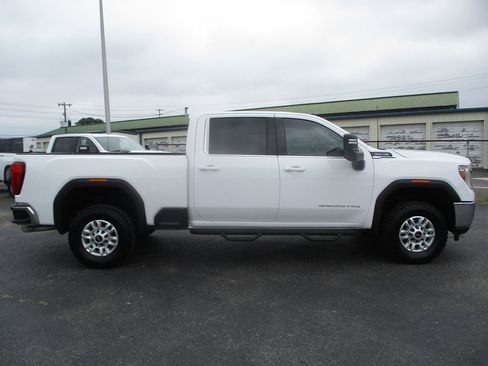 Used 2022 GMC Sierra 2500 SLE w/ SLE Convenience Package image 6