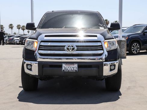 Used 2017 Toyota Tundra SR5 RWD image 2