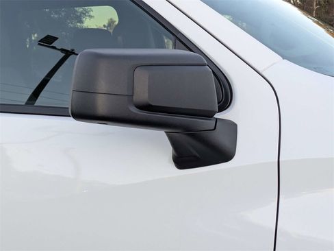 Used 2022 Chevrolet Silverado 1500 Custom image 12