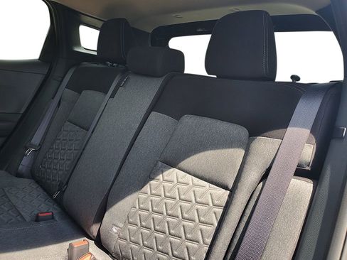 New 2026 Nissan Kicks SV w/ SV Premium Package image 30